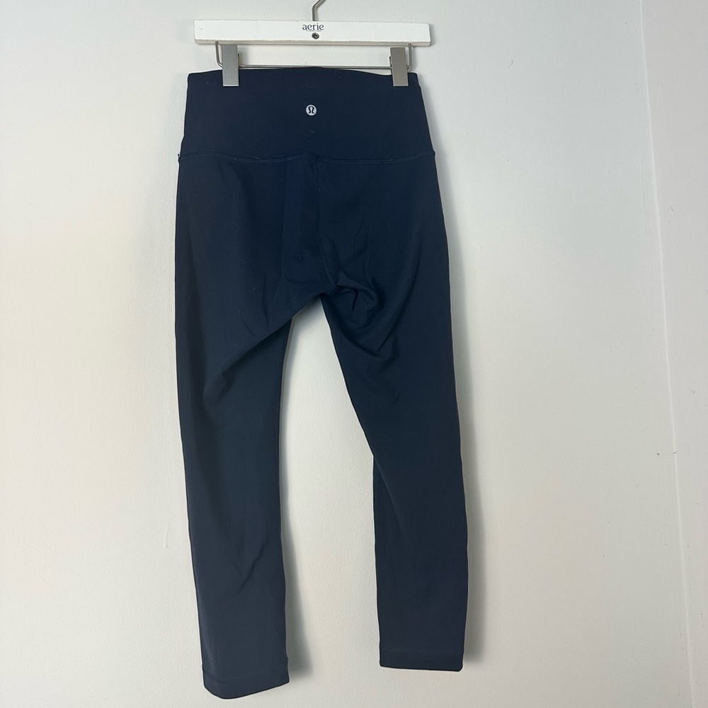 Lululemon Athletica Navy Activewear Cropped Leggings